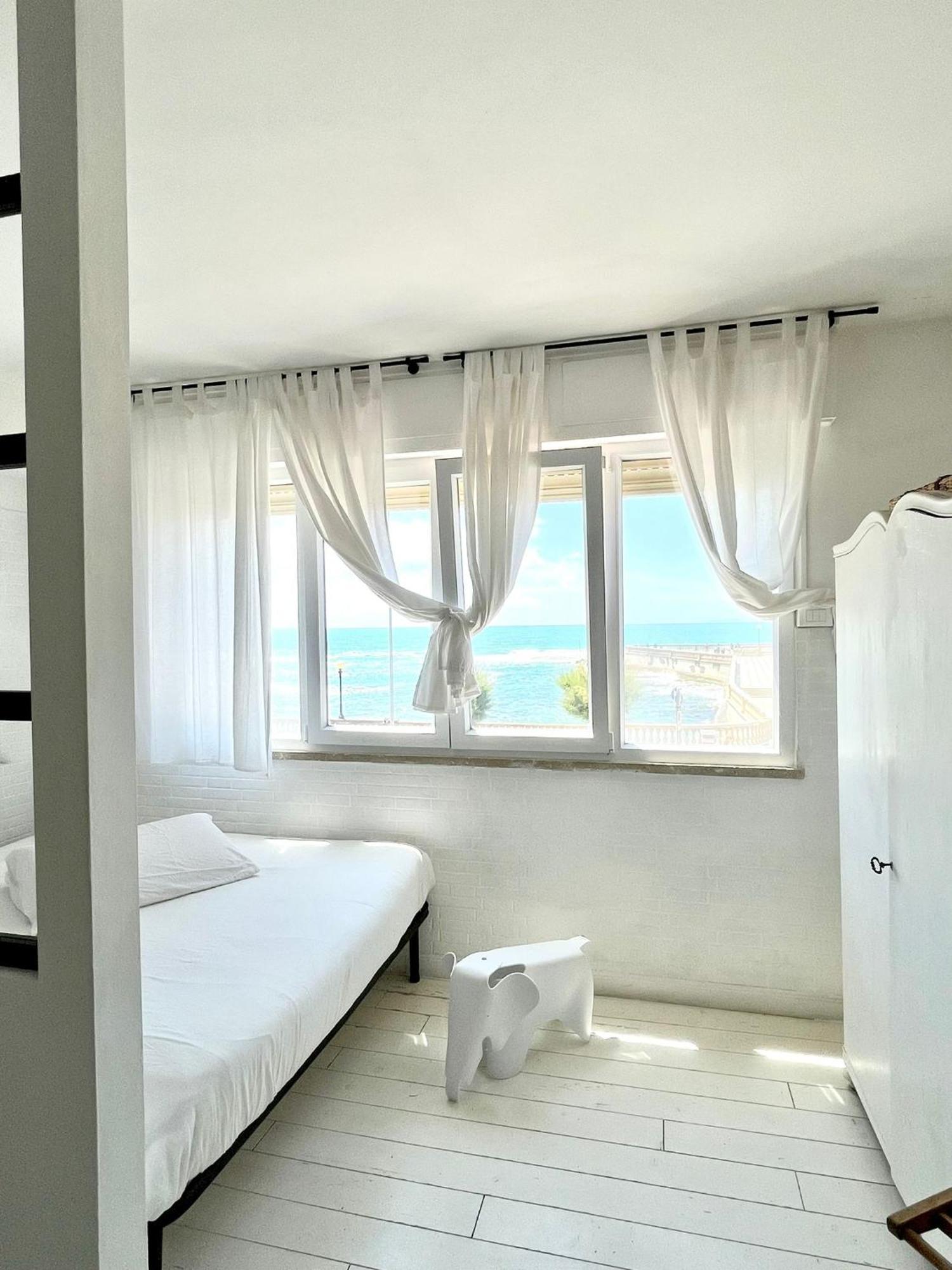 Sunset Loft Apartment Livorno Ruang foto