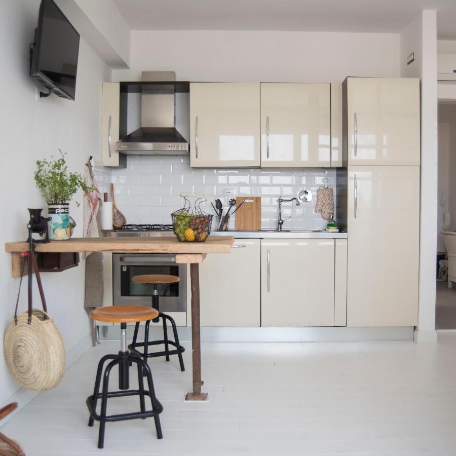 Sunset Loft Apartment Livorno Bagian luar foto